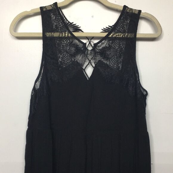 Entro Black Lace Sleeveless Mini Dress - Picture 3 of 8